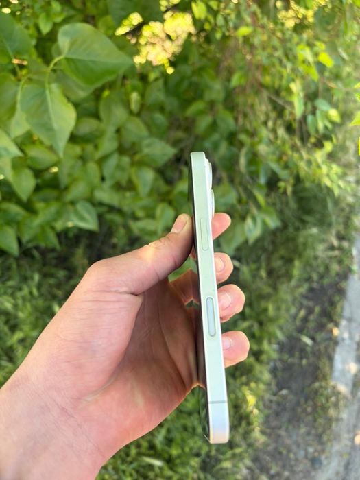 Iphone 16 100акб , 256 гб