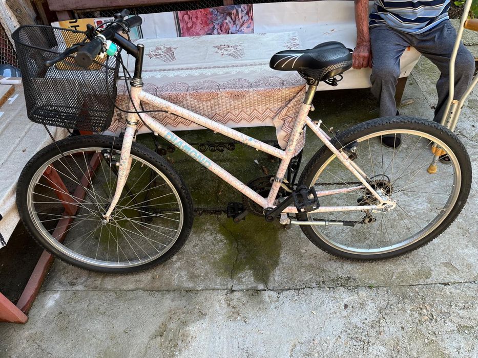 Vand doua biciclete pe 26 inch