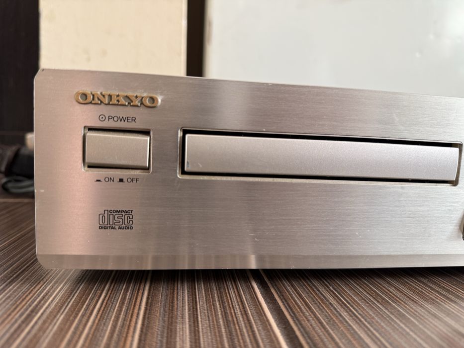 Onkyo DX-7222 CD player
