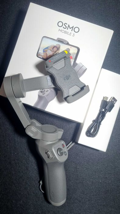 DJI Osmo Mobile 3 - Stabilizator 3 axe (X,Y,Z) - pentru mobile