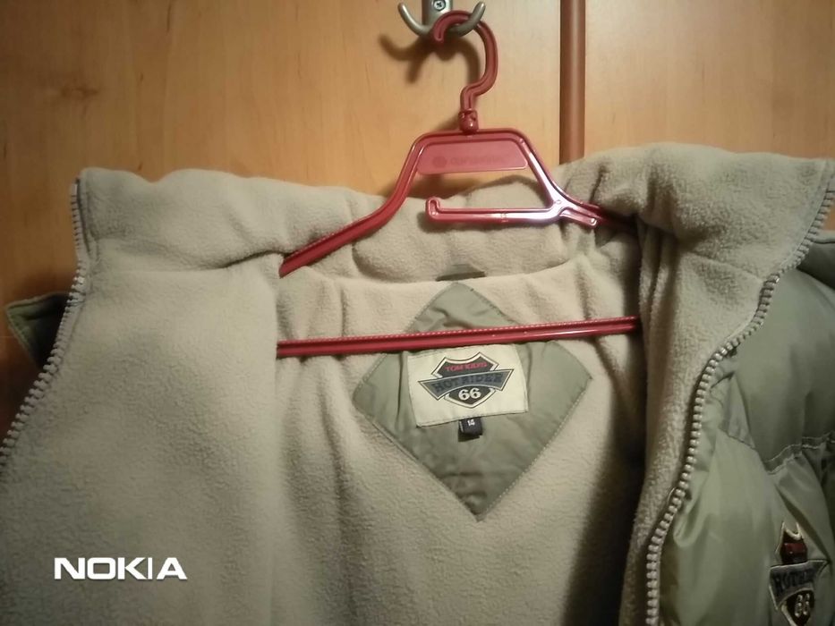 Олекотено яке и зимно яке за момче.