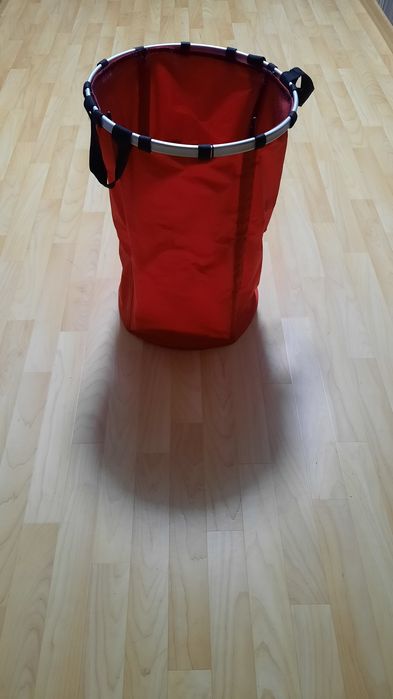 Корзина для  белья, игрушек и т.д.  Б/у.