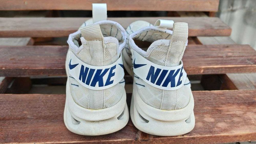 Легкие кроссовки Nike (текстильная сетка)