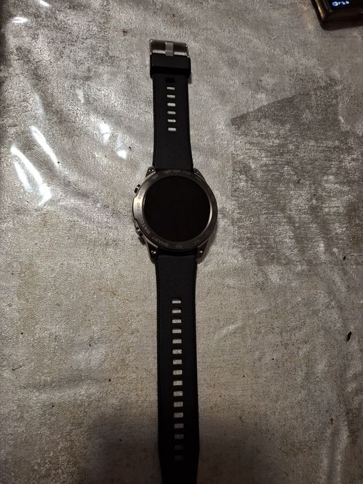 продам часы YUNTEKO