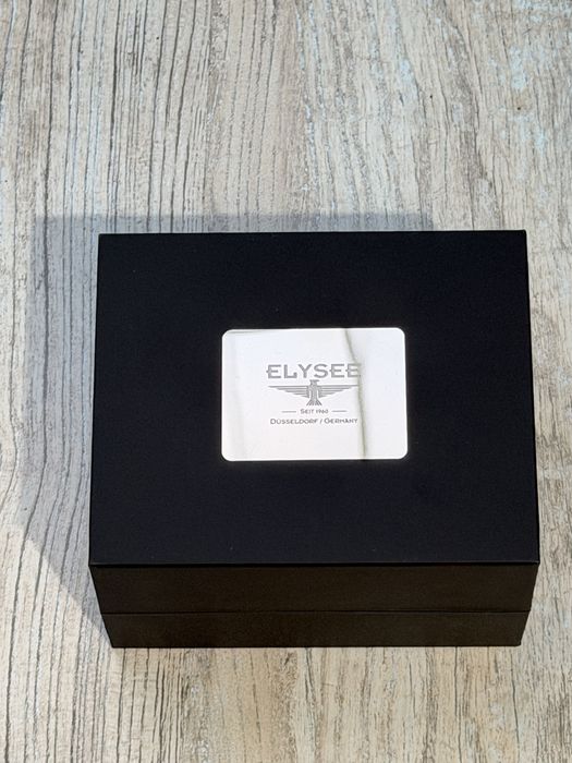 Часовник Elysee Chronograph