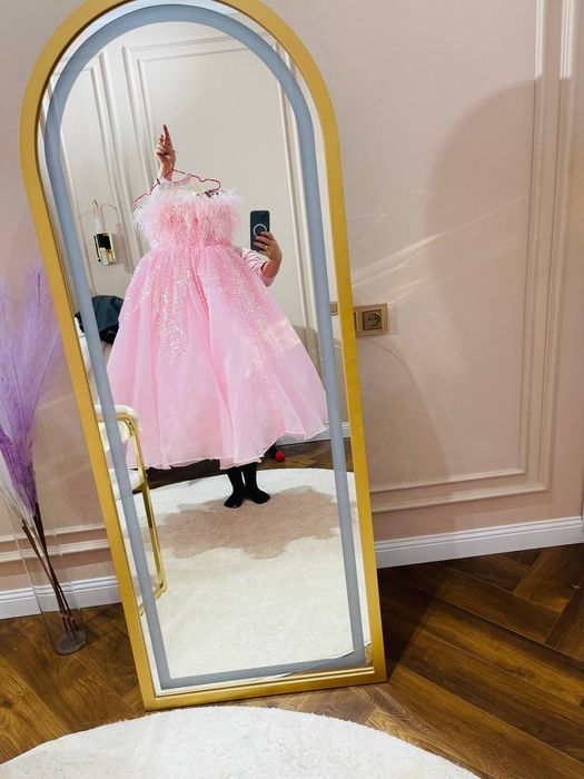 Платье доя девочек.