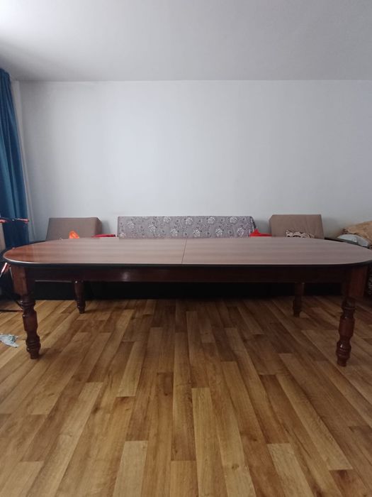 Стол в зал 3.5 м