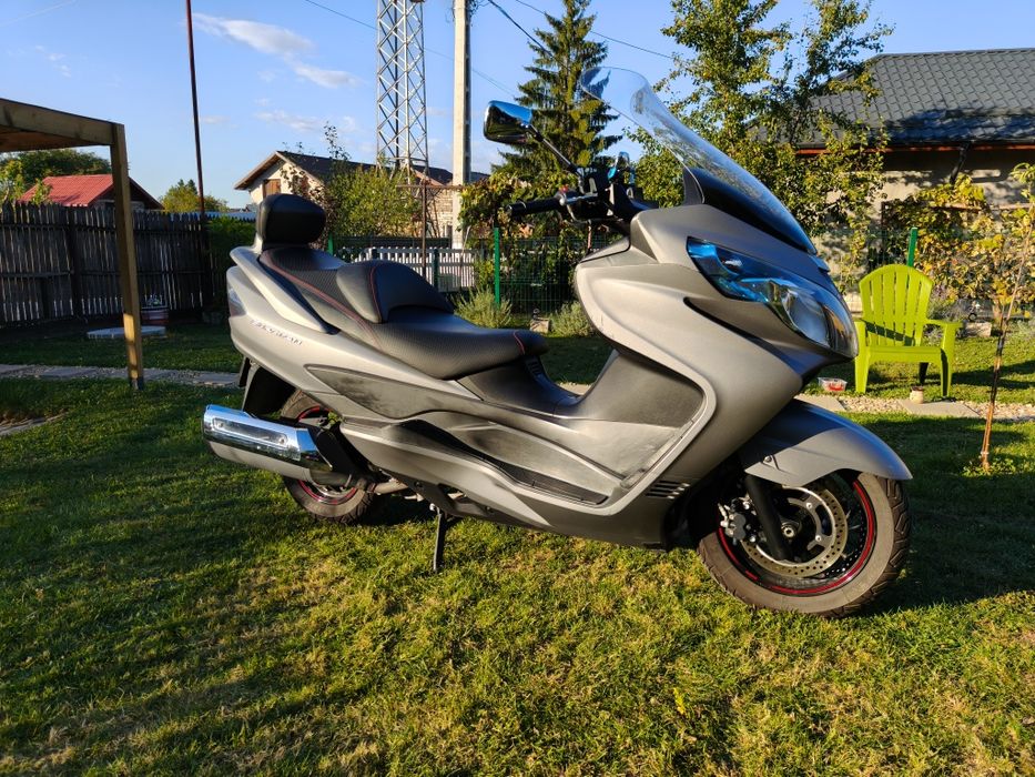 Suzuki burgman 400
