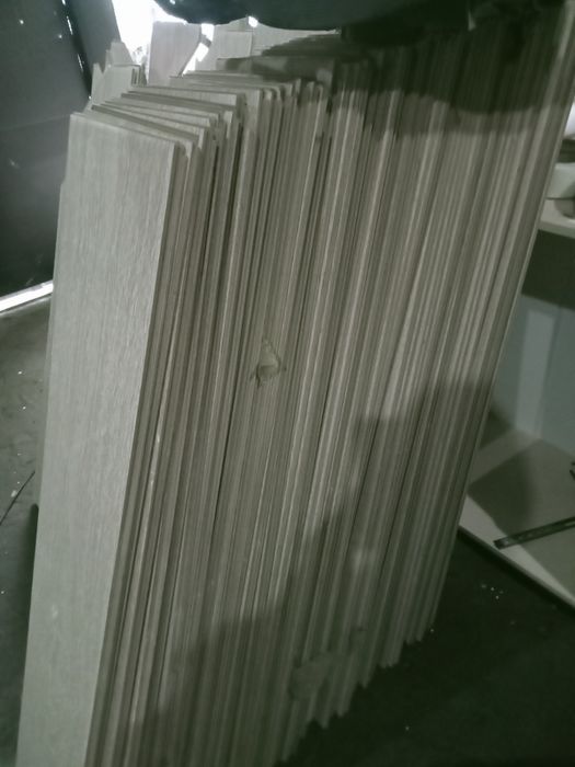 Продам ламинат 20-25 квадратов