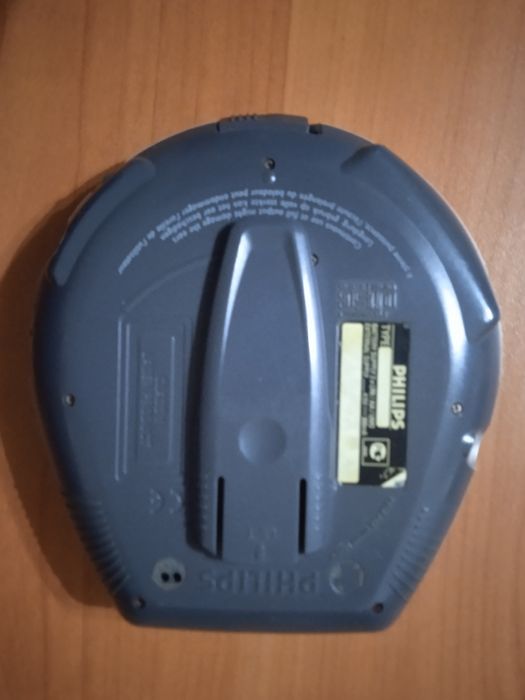 портативный CD-плеер (дискмен) Philips AX2101/00C