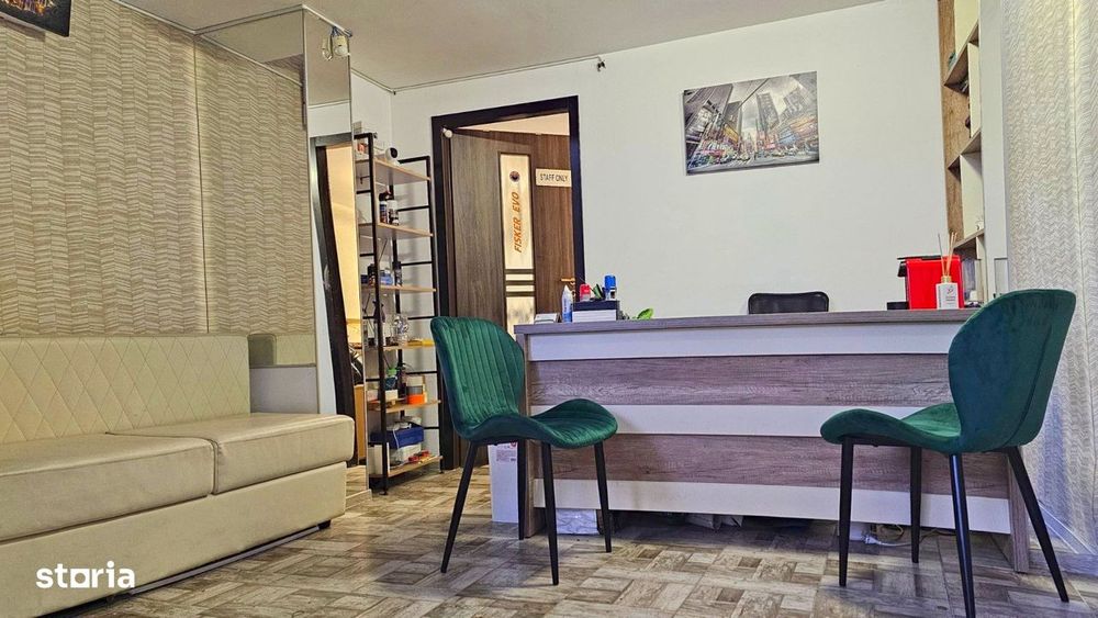 De vânzare spațiu central, birou mobilat, depozit, terasă Pitești