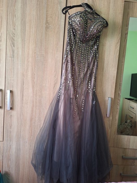 Rochie de seara model deosebit