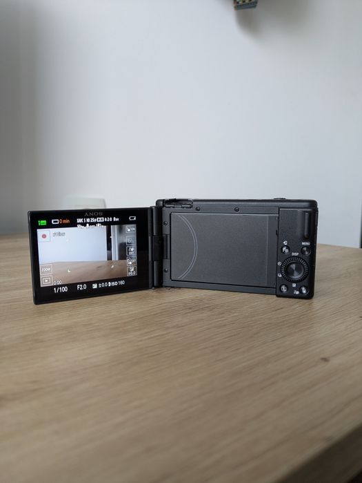 Sony ZV-1F - КАТО НОВА! Супер за Социални Медии, YouTube, TikTok, Reels