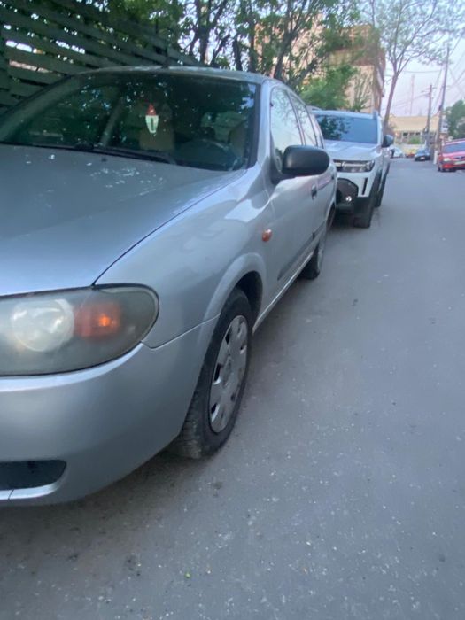 Vand Nissan Almera