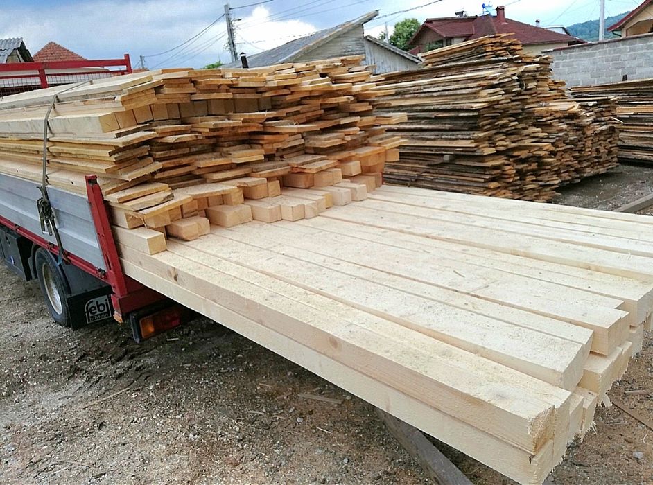 Producător cherestea, grinzi, dulapi, capriori rășinoase/molid/brad  d