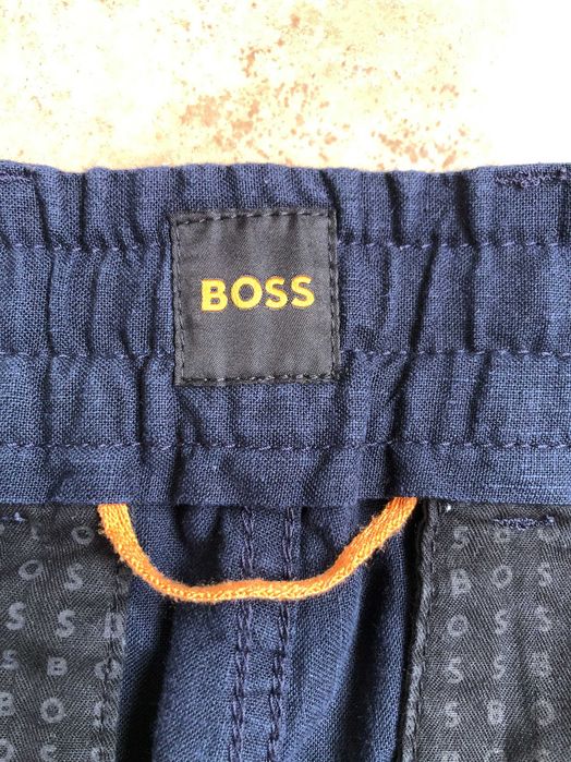 Boss ленени къси панталони  32