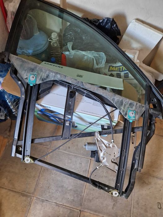 Стъкла с рамки и машинки за Ауди А6 авант - комби 1997-2005 г.