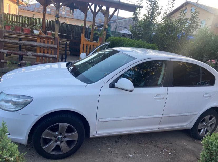 SKODA Octavia 2011 — imagine 4