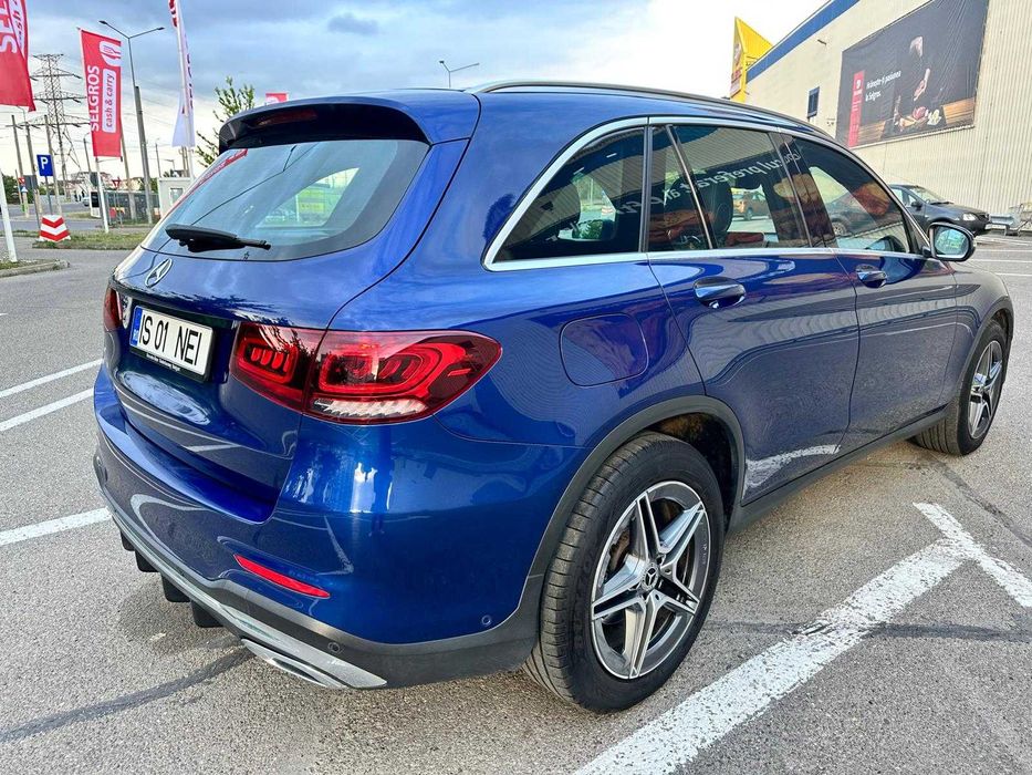 Mercedes Benz GLC 300d 4matic - AMG/Sistem audio surround Burmester®