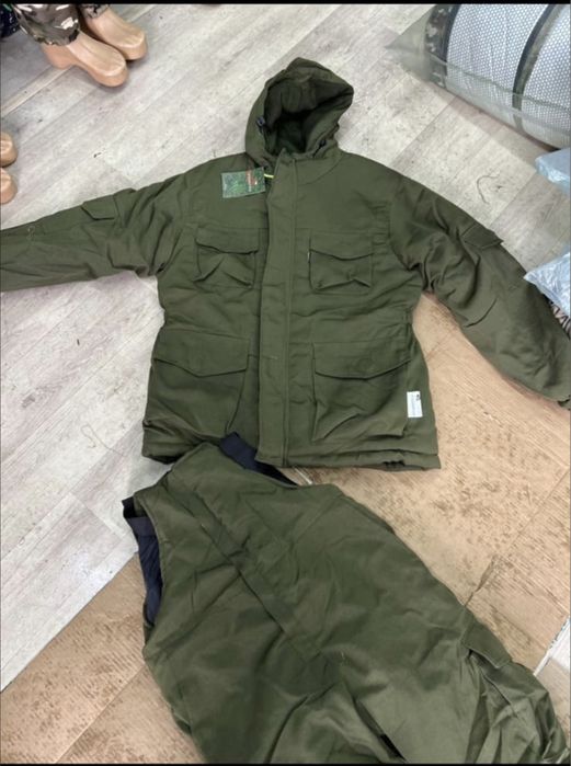 Бушлаты новый есть разные расцетки