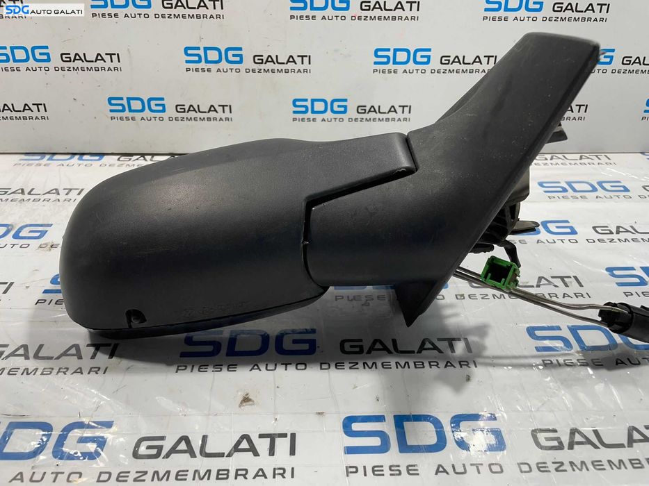 Oglinda Dreapta Manuala Renault Megane 2 2002 - 2008 [L4677]