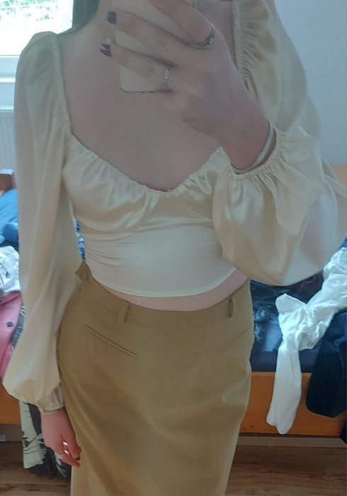 Camasa satin, noua