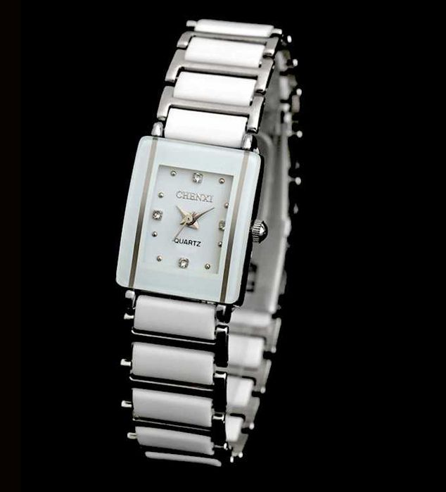 Елегантни нови дамски часовници