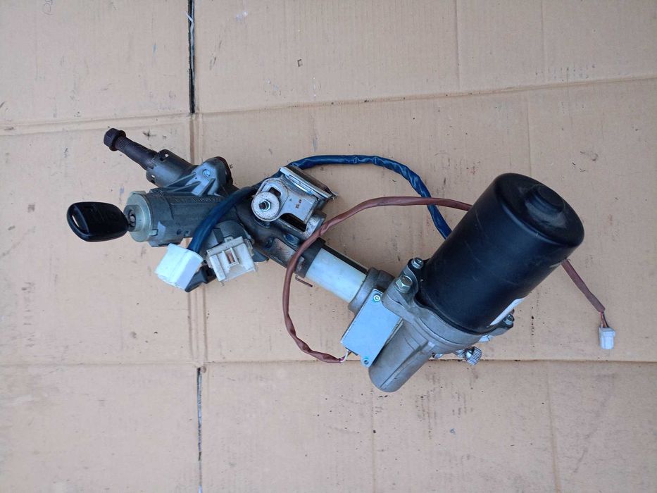 кормилна рейка и колона със превключватели Yaris 2006-2011