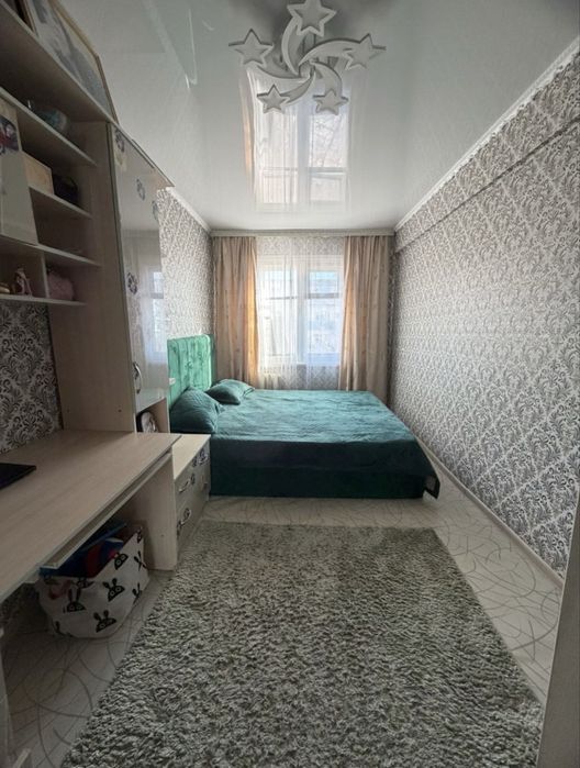 Меняю 2 ком кв по ул.Алимжанова 10 на 3 х или 4х комнатную кв