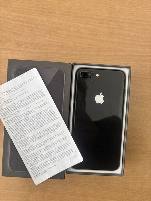 продам айфон 8+ в отличном состоянии