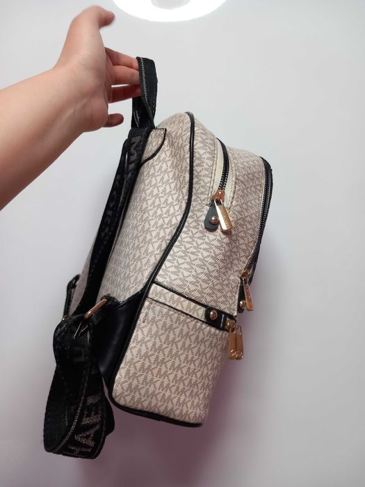 Раница на Michael Kors