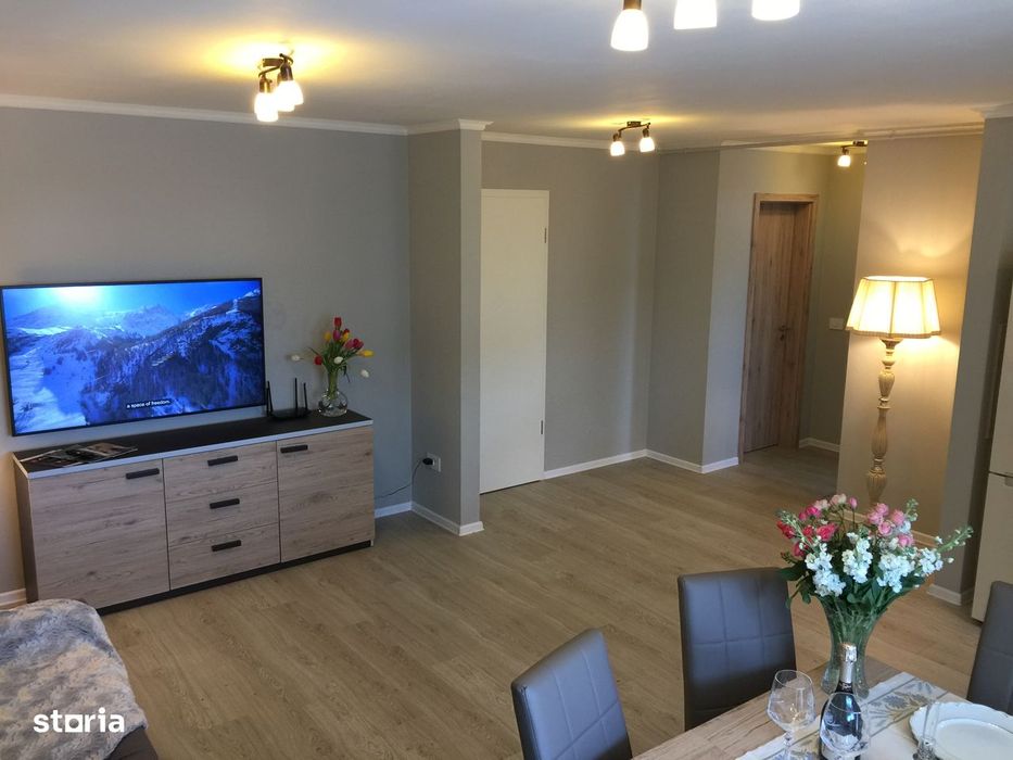 Apartament 2 camere, balcon, Tractorul, Brașov