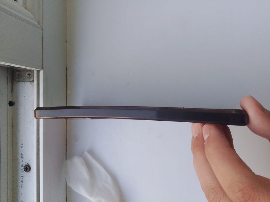 Продам телефон срочноо