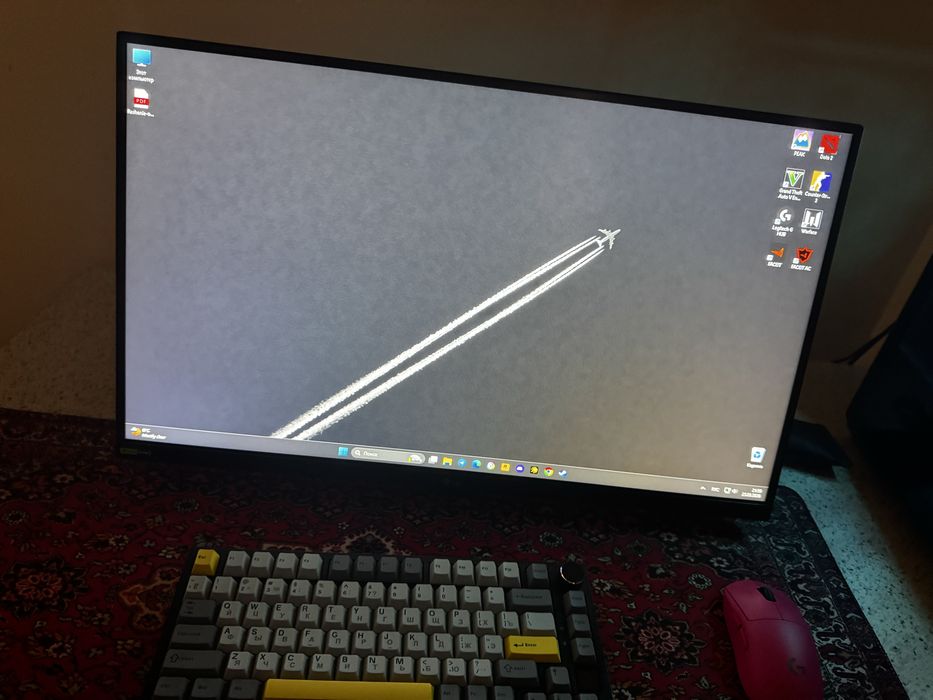 LG UltraGear 27 180гц