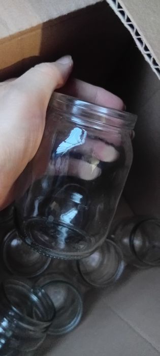 Банки майонезные.