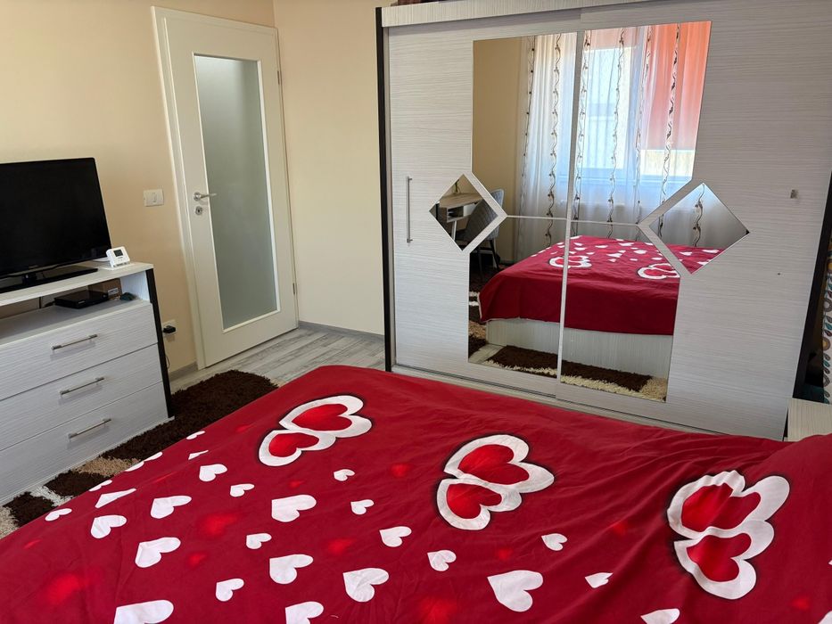 Proprietar,vând apartament