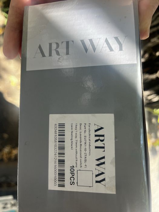 Продам выключатели (черный)