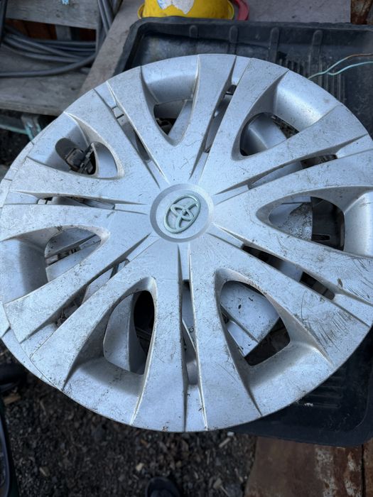 продам колпаки на тайоту