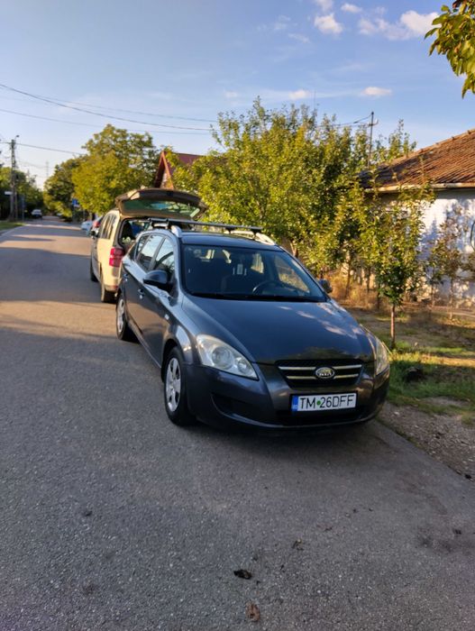 Vând KIA Ceed combi 1.4 benzină,2008
