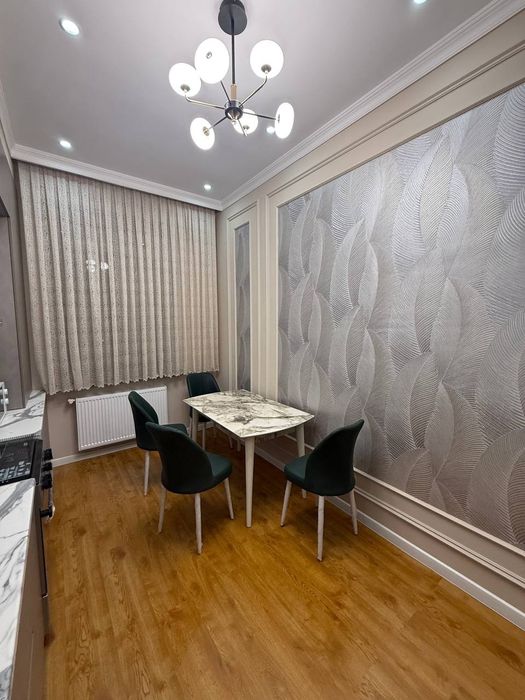 Срочно  сдаётся  квартира  Сергели 6 2 ком семя  на против  дехкан баз