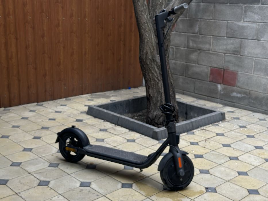 Электронный Самокат Ninebot f20A
