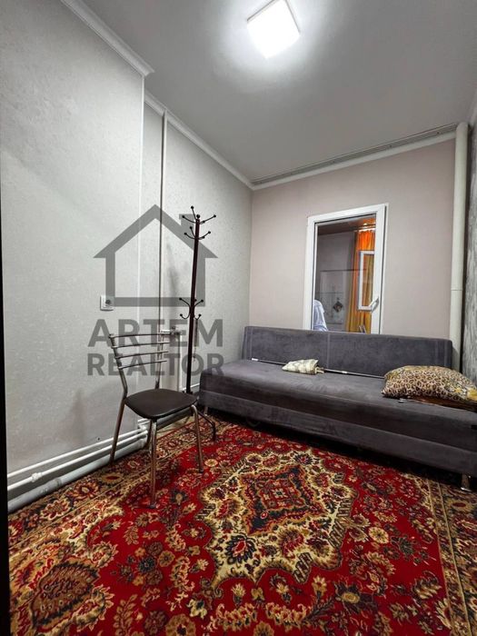 2в4/2/4 77 серия Дом быта м-ялангач / кирпич / все раздельно