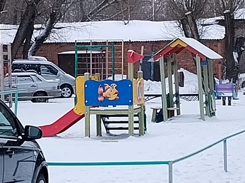 продам квартиру трёхкомнатную