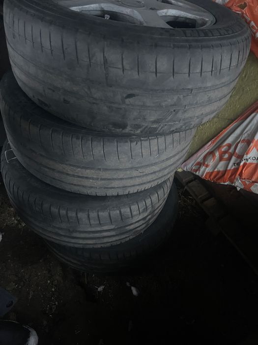 Продам 4 диска с резиной