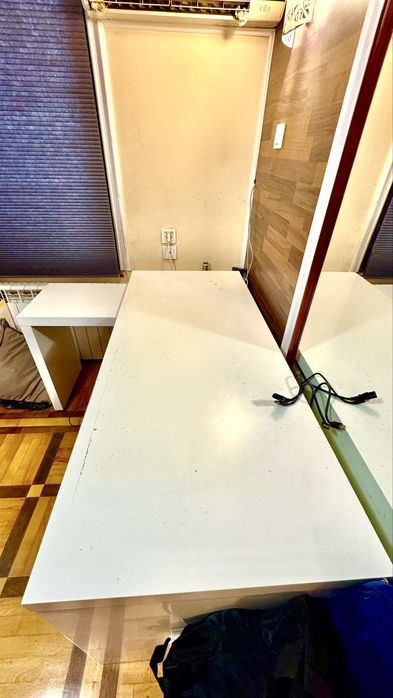 Бюро /MALM-Ikea/