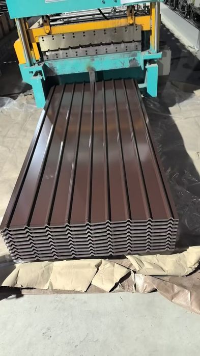 Vând tabla cutata colorata  grosimi de 0,25 0,3 0,35 0,4 0,45 0,5.Transport la domiciliu gratuit