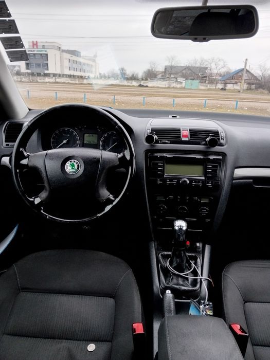SKODA Octavia 2008 — imagine 2