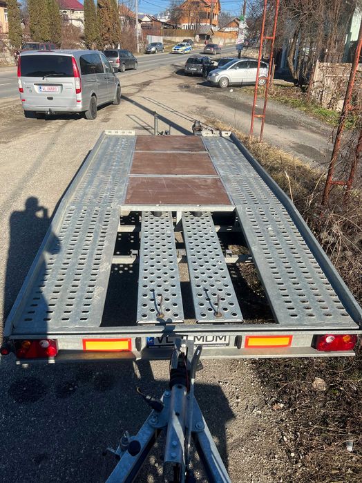 Transport auto cu platformă si persoane