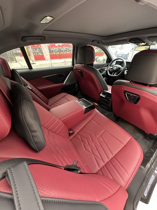 BMW i5 35L eDrive 2024 с пробегом в наличии