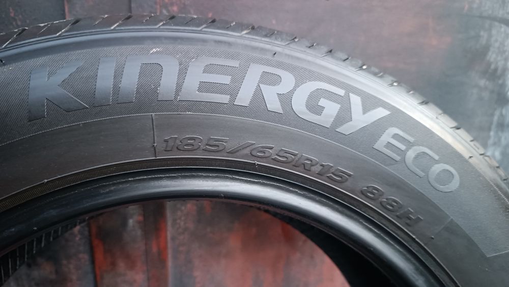 185/65/15 Hankook.
